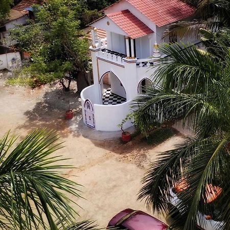 Meena Mahal Cottage Karaikudi Eksteriør billede