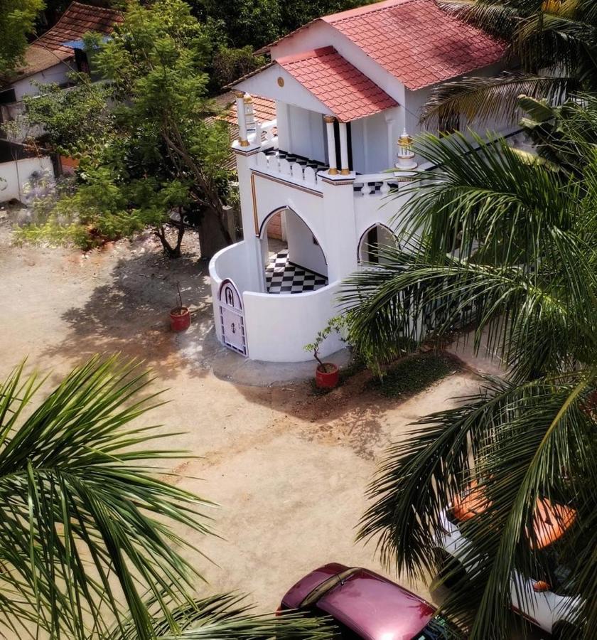 Meena Mahal Cottage Karaikudi Eksteriør billede